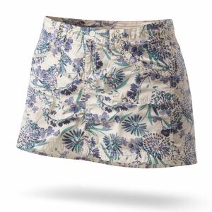 St. John's Bay Blue and Green Cotton  Floral Skort  8